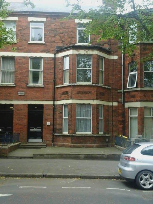 Malone Townhouse Bed & Breakfast Belfast Exterior photo